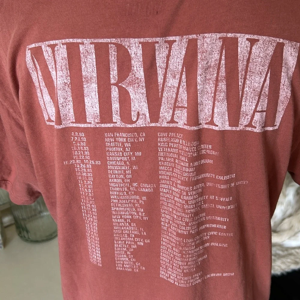 Free people by live nation nirvana graphic band Tee shirt small oversized - Picture 7 of 12